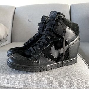 Nike Sky Hi Dunk Wedge Sneaker